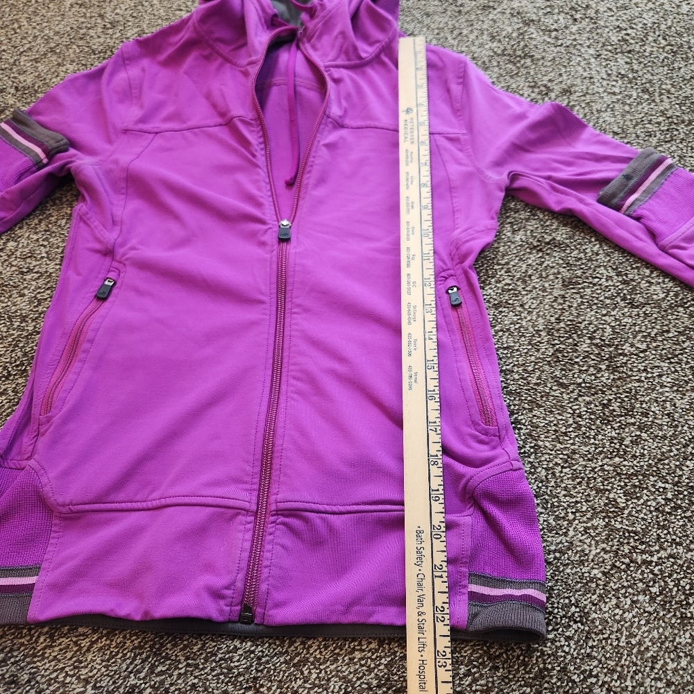 Alo Yoga Zip Up Jacket Size XS - Picture 7 of 8